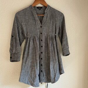 Twentyone Women's Solid Gray Tunic Top Shirt Button-Up Size Medium Pre-Owned